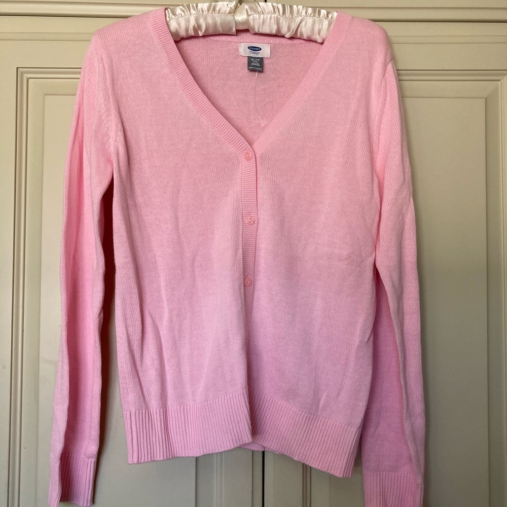 New without tag! Pink Cardigan